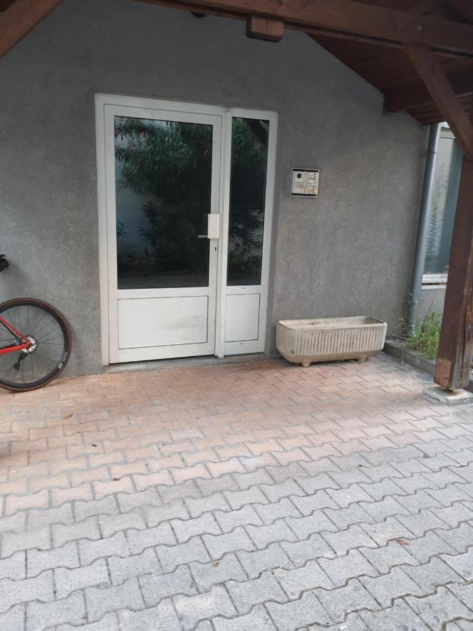 Studio Au Calme Espace Exterieur Parking Gratuit Dans La Rue Гренобль Экстерьер фото